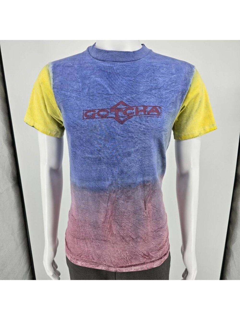 Vintage 1990s Gotcha Surfing Single Stitch Tie-Dye T-Shirt (Boys XL, Men's XS)